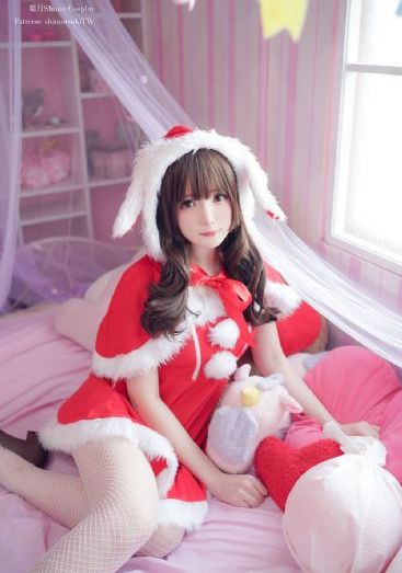 2022年美女图片照妖_BD英语HD高清在线观看